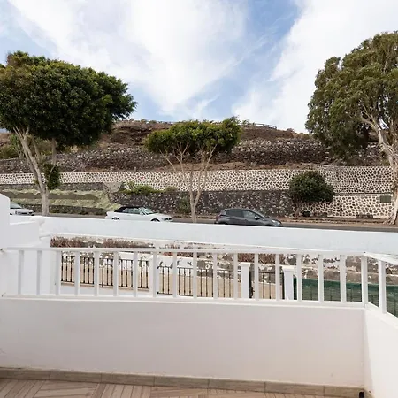 Ideal Getaway Private Terrace 2Br Chalet